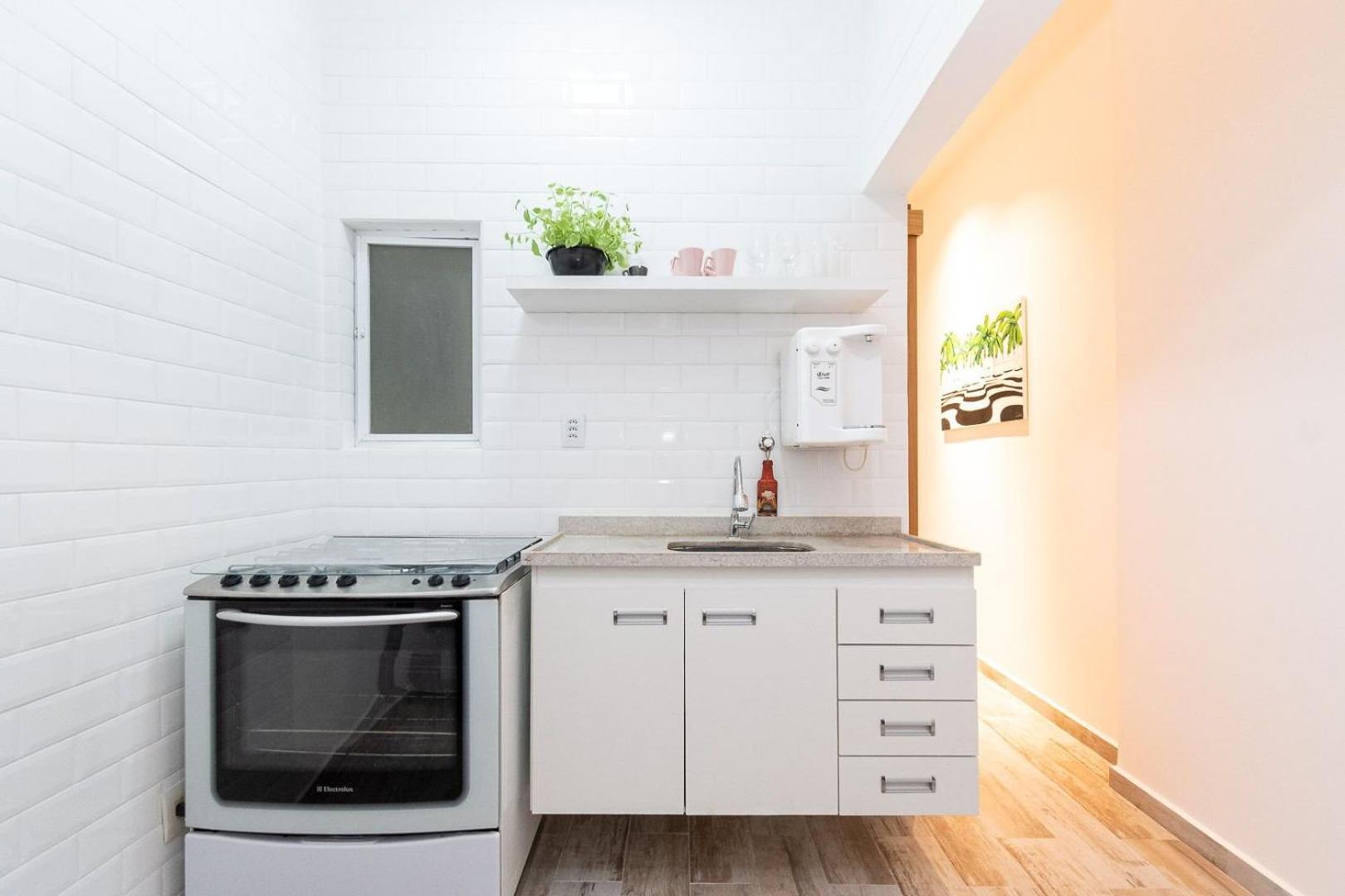 Omar do Rio - SL 108 Moderno Quarto e Sala com Garagem, Internet 240mbps, a 5 minutos das praias de Ipanema, Arpoador e Copacabana, a 100 metros do Metrô Rio de Janeiro Exterior foto